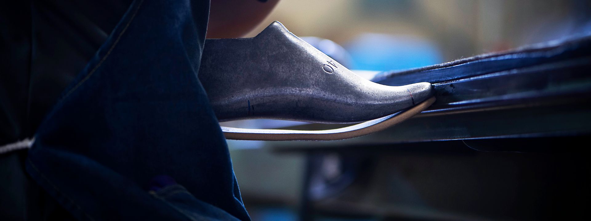 株式会社ダイマツ（DAIMATU）は、革靴・スニーカー・シューズ・サンダルなどの製造をしています。（Leather shoe manufacturing Sandal manufacturing Sneaker manufacturing）